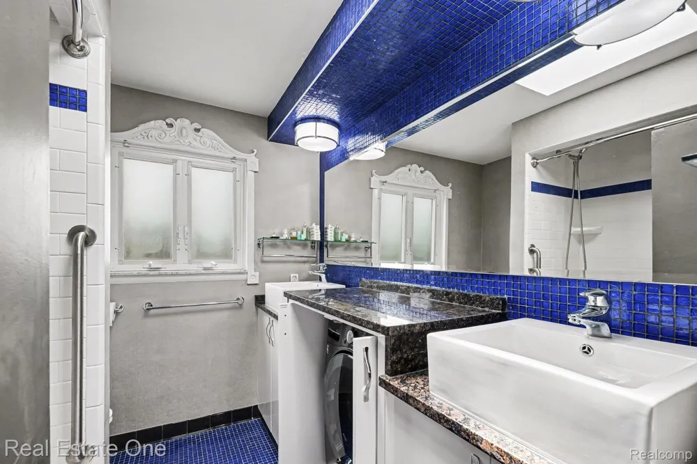 36424 Clifford Drive Sterling Heights City, MI 48312