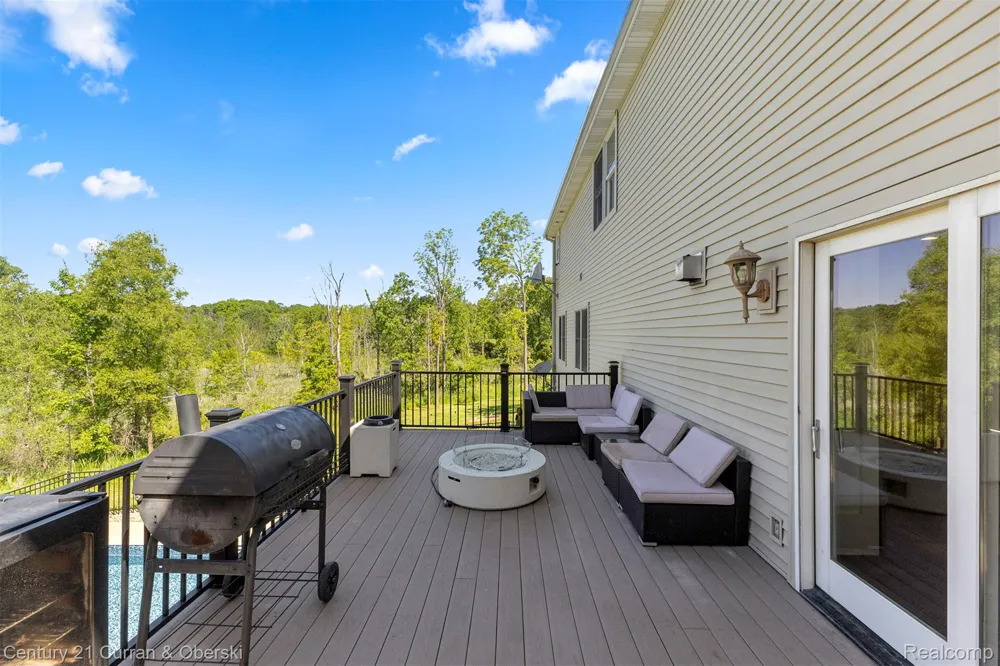 2732 Carric Court Rives Township, MI 49201