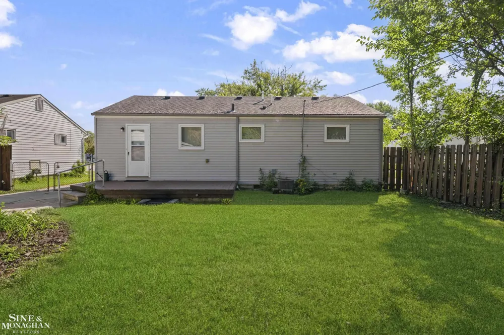 22101 Masch Avenue Warren City, MI 48091