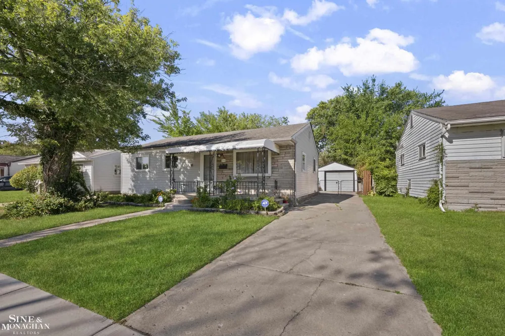 22101 Masch Avenue Warren City, MI 48091