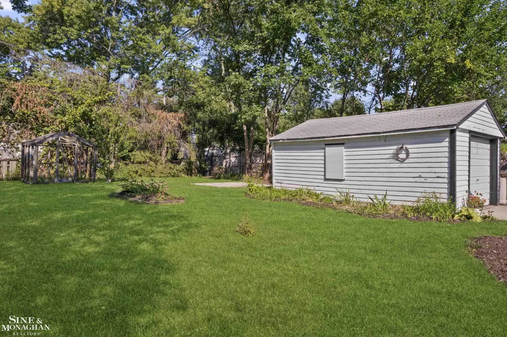 22101 Masch Avenue Warren City, MI 48091