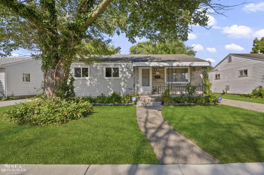 22101 Masch Avenue Warren City, MI 48091