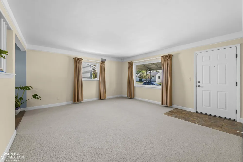 22101 Masch Avenue Warren City, MI 48091