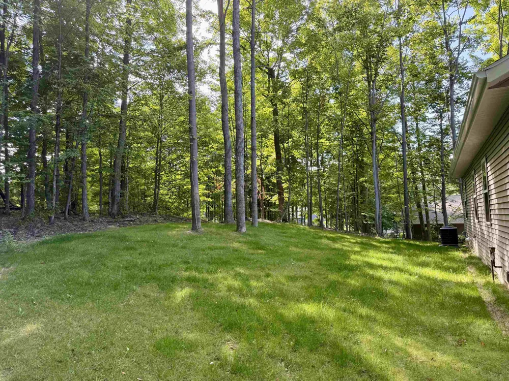 1136 Birmley Estates Drive Garfield Charter Township, MI 49696