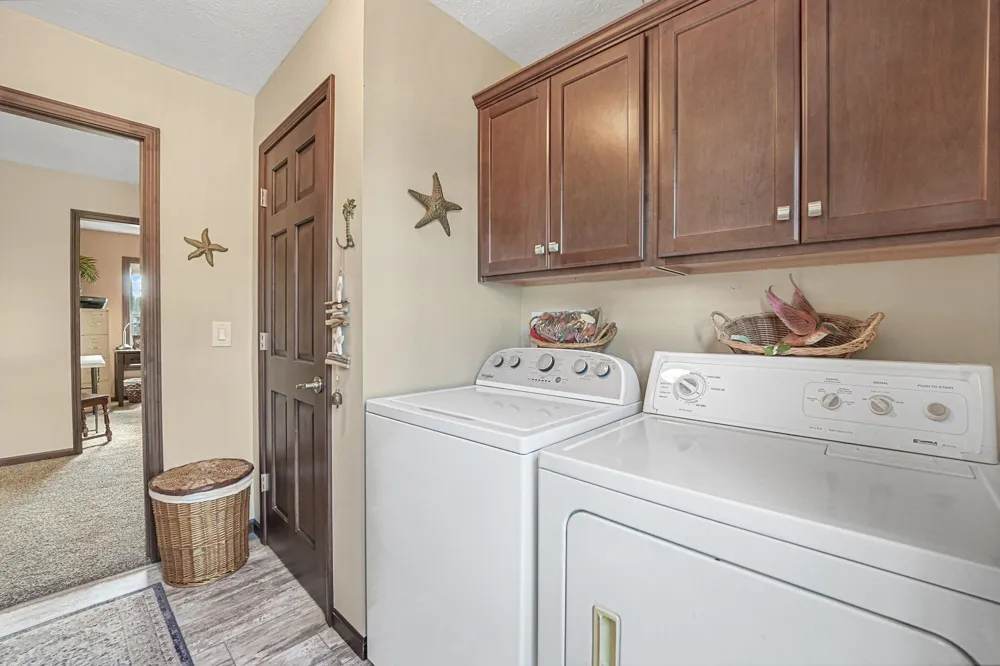 9850 S Perrins Landing Drive Solon Township, MI 49684