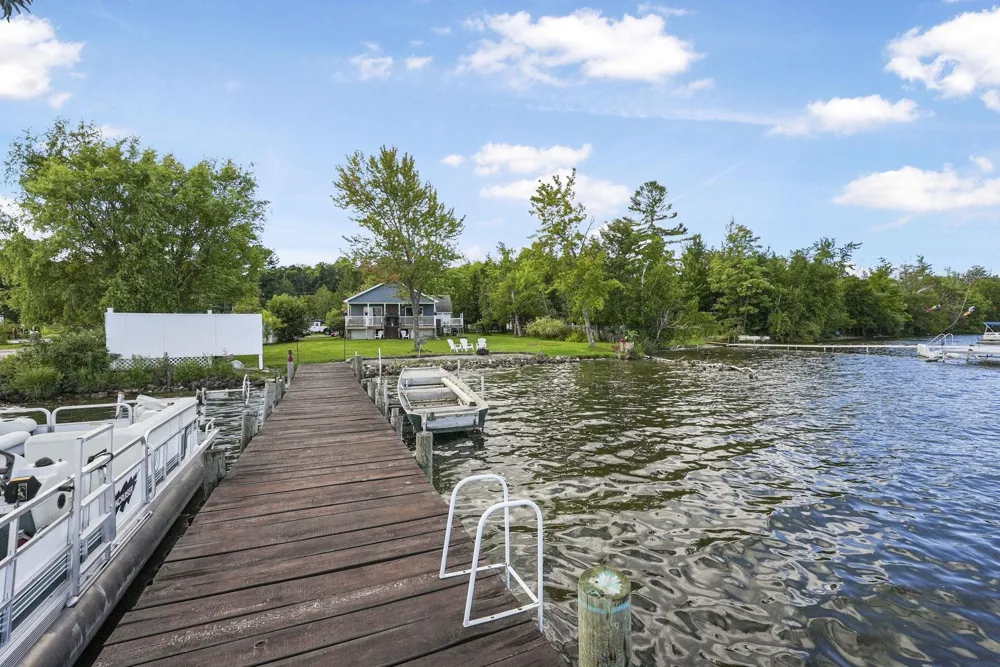 9850 S Perrins Landing Drive Solon Township, MI 49684