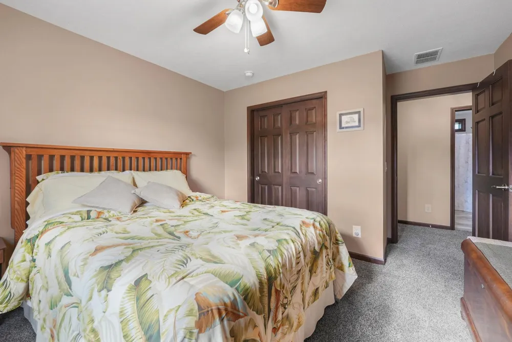 9850 S Perrins Landing Drive Solon Township, MI 49684