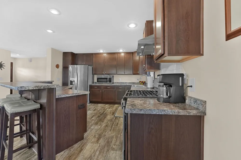 9850 S Perrins Landing Drive Solon Township, MI 49684