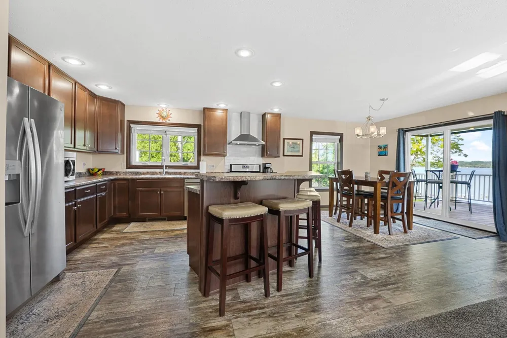 9850 S Perrins Landing Drive Solon Township, MI 49684