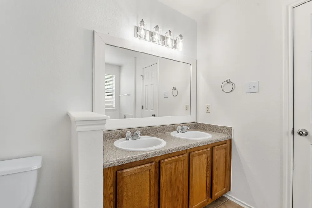 122 Plumbago Cove Buda, TX 78610