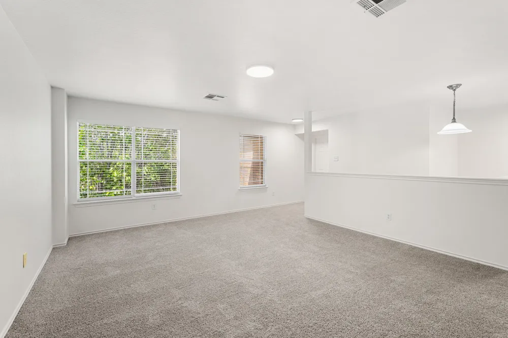 122 Plumbago Cove Buda, TX 78610