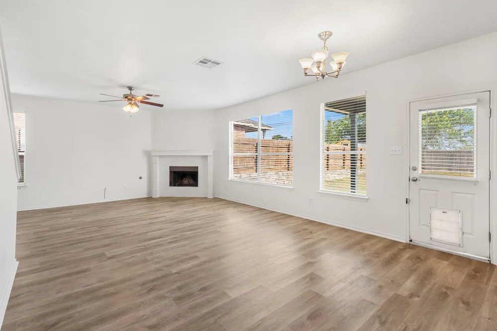 122 Plumbago Cove Buda, TX 78610