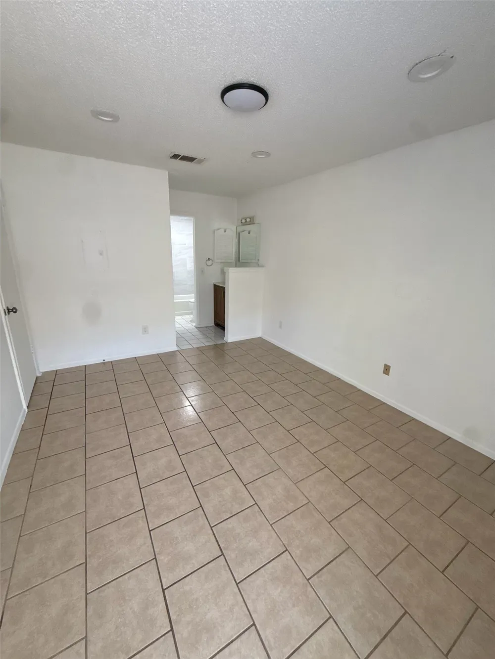 12308 DELLREY DRIVE #B Austin, TX 78758