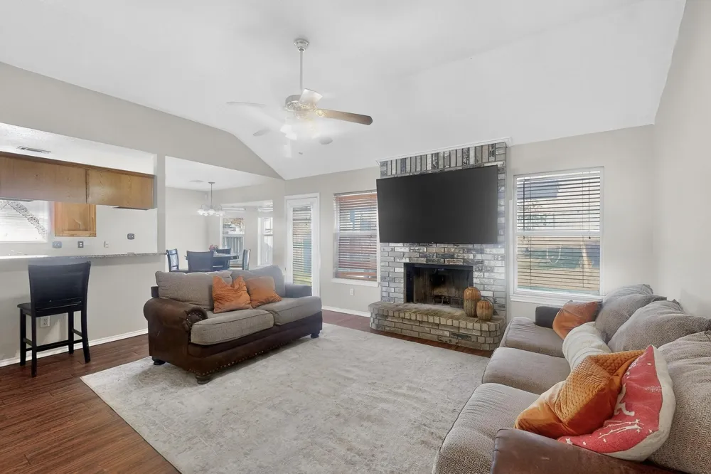 107 Catie Lane Joshua, TX 76058