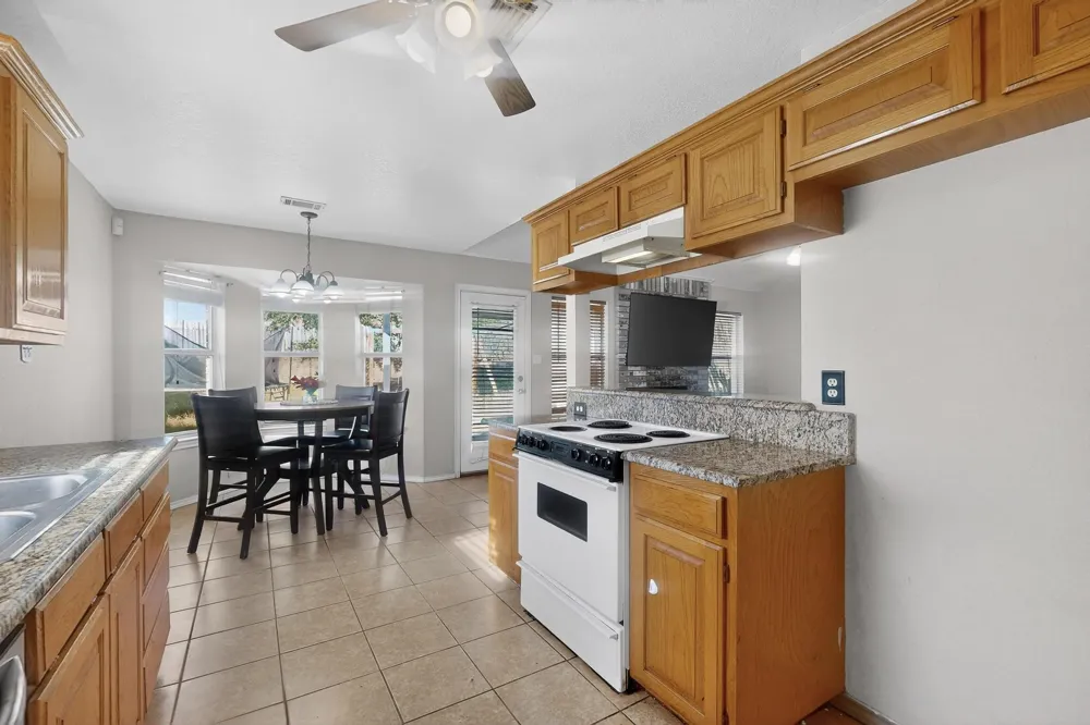 107 Catie Lane Joshua, TX 76058