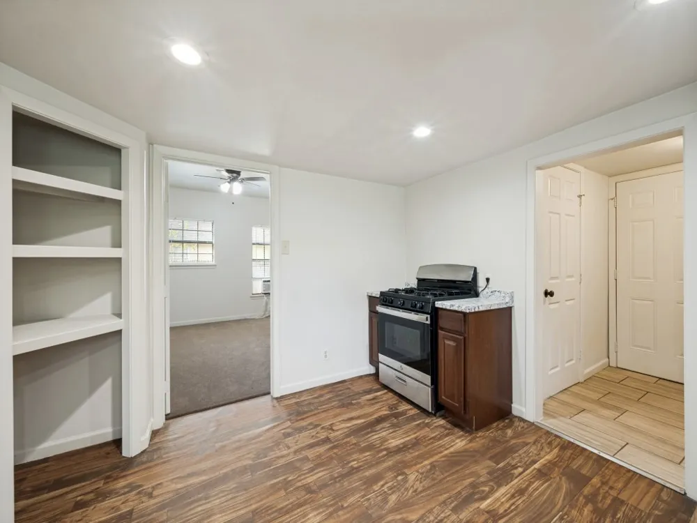 541 Denison Street Gainesville, TX 76240