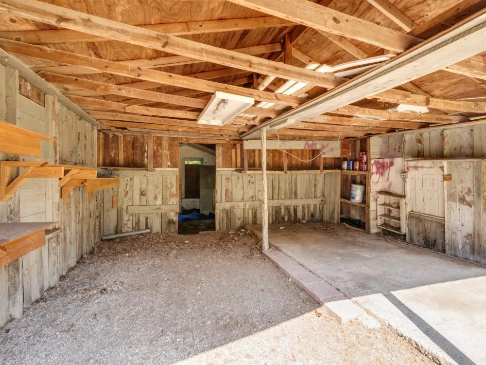541 Denison Street Gainesville, TX 76240