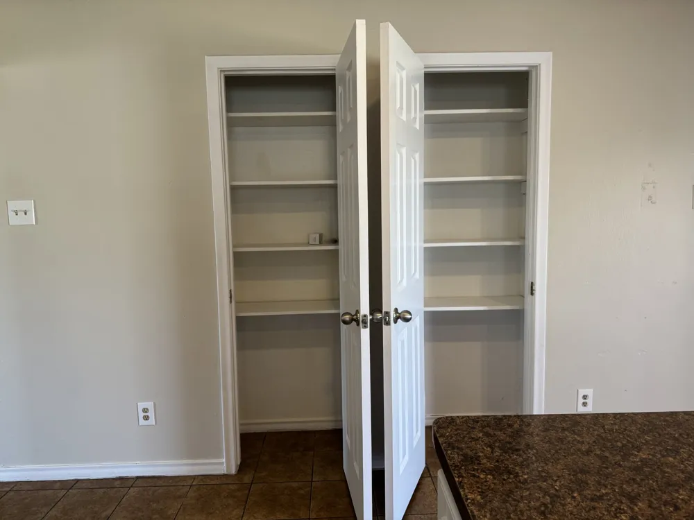 705 Kingsbridge Drive Garland, TX 75040