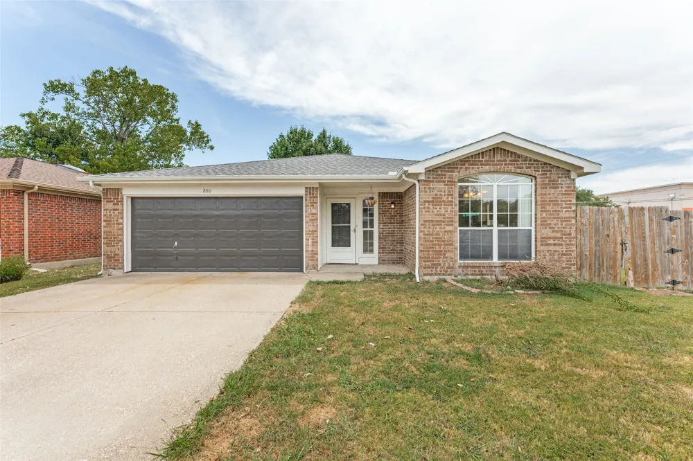 200 Cutting Horse Lane Keller, TX 76248