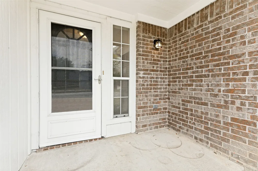 200 Cutting Horse Lane Keller, TX 76248