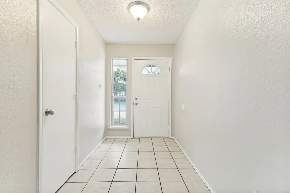 200 Cutting Horse Lane Keller, TX 76248
