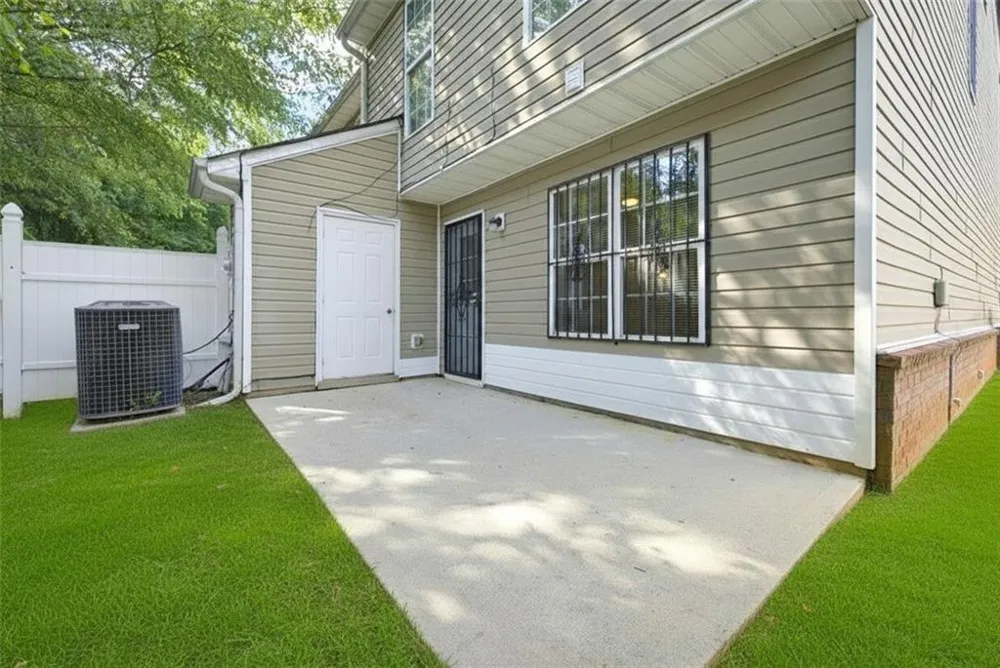 1934 Grove Way Hampton, GA 30228