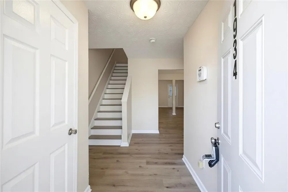 1934 Grove Way Hampton, GA 30228