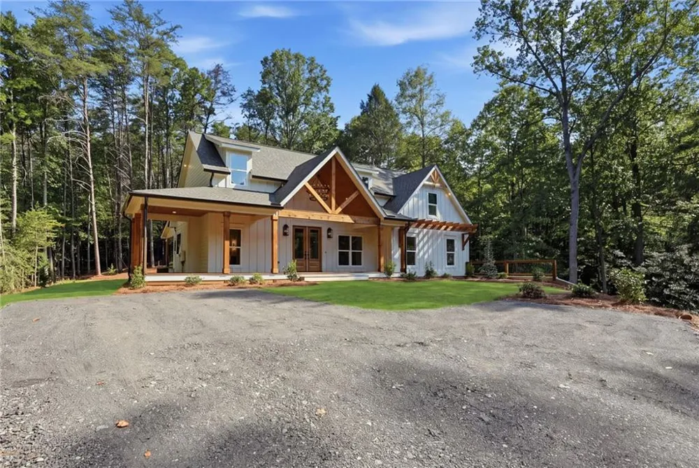 300 Rainmore Drive Dahlonega, GA 30533