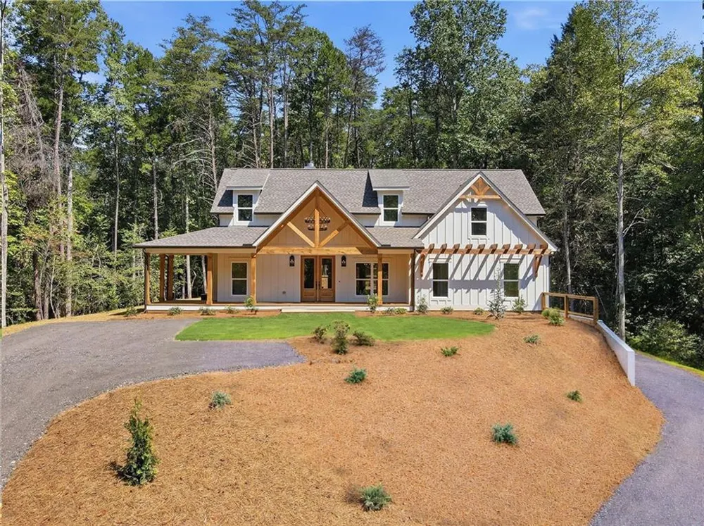 300 Rainmore Drive Dahlonega, GA 30533