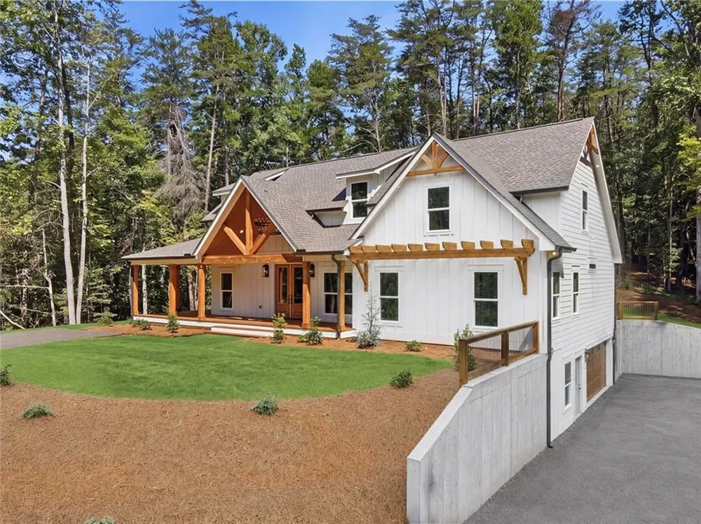 300 Rainmore Drive Dahlonega, GA 30533