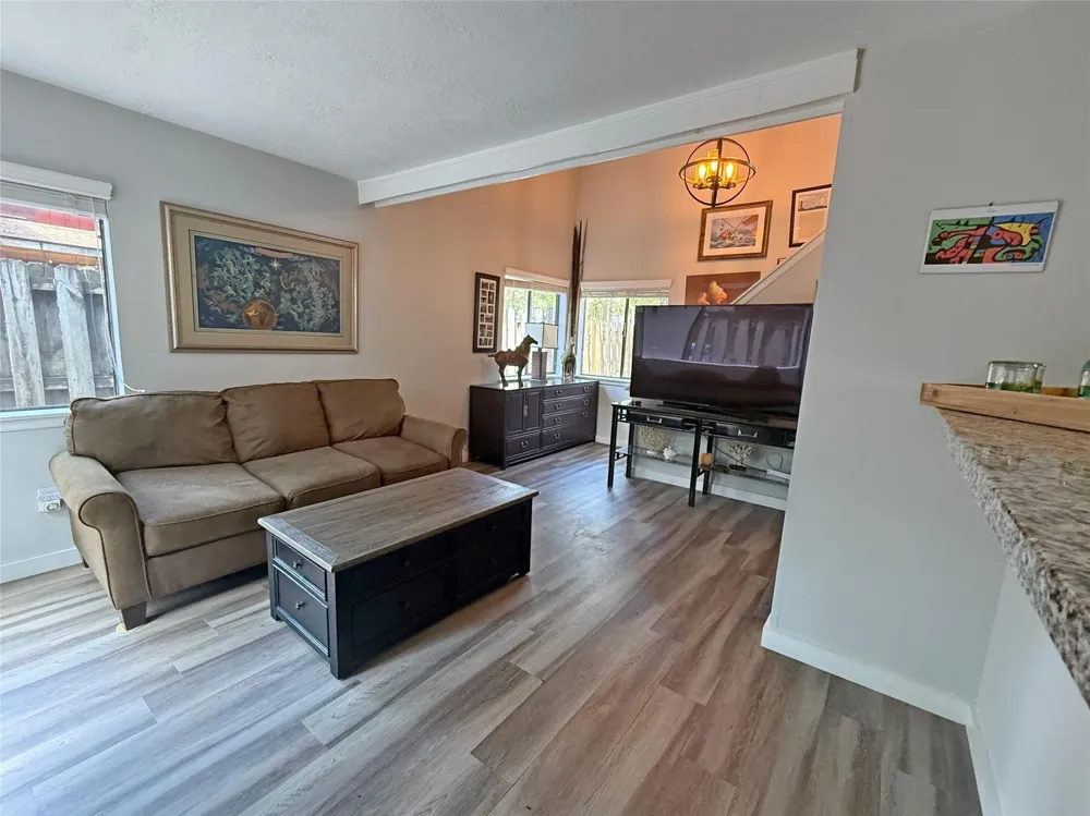 28625 Magnolia Court Huntsville, TX 77320