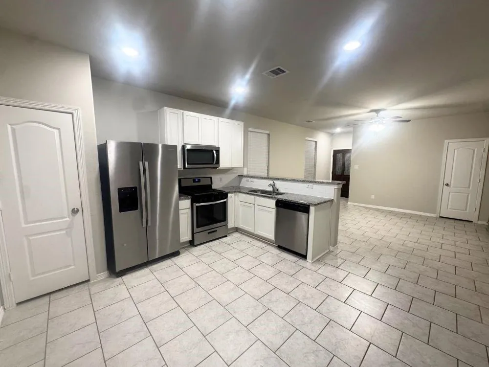 25734 Boxwood Hedge Lane Tomball, TX 77375