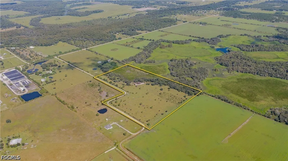 Fernwood Lane Labelle, FL 33935