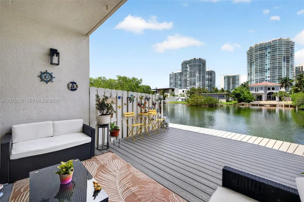 203 Poinciana Dr #103 Sunny Isles Beach, FL 33160