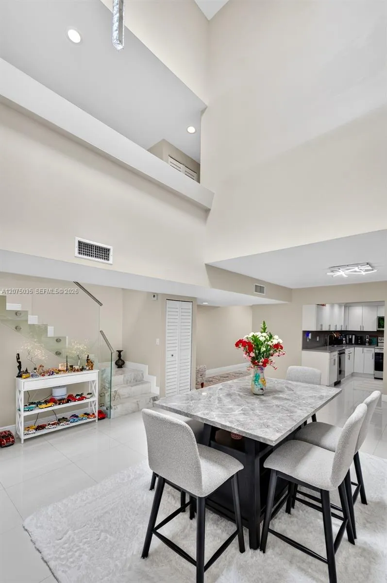 203 Poinciana Dr #103 Sunny Isles Beach, FL 33160
