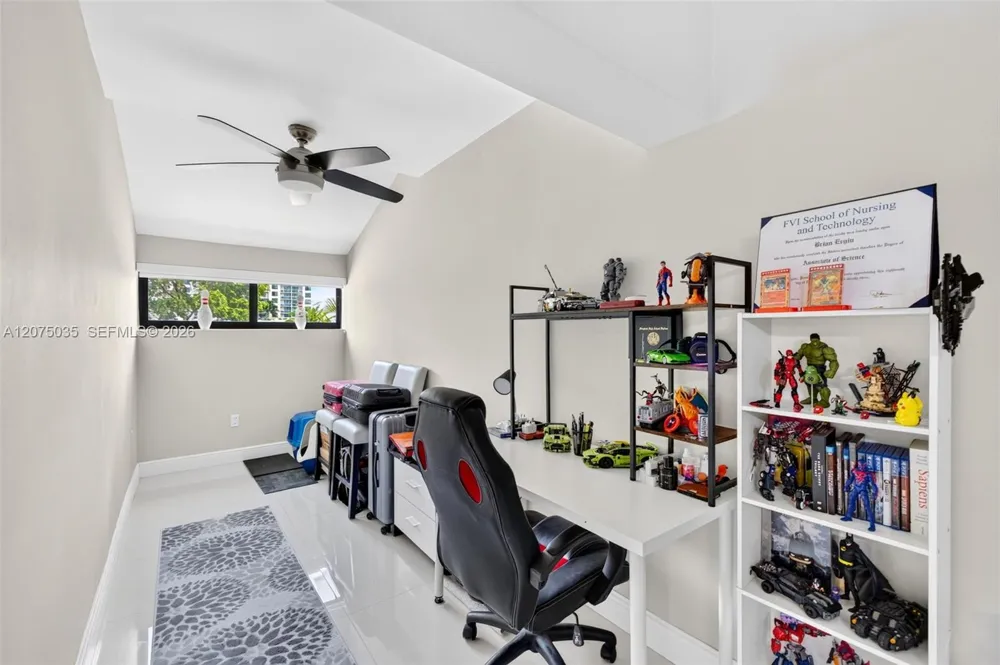 203 Poinciana Dr #103 Sunny Isles Beach, FL 33160