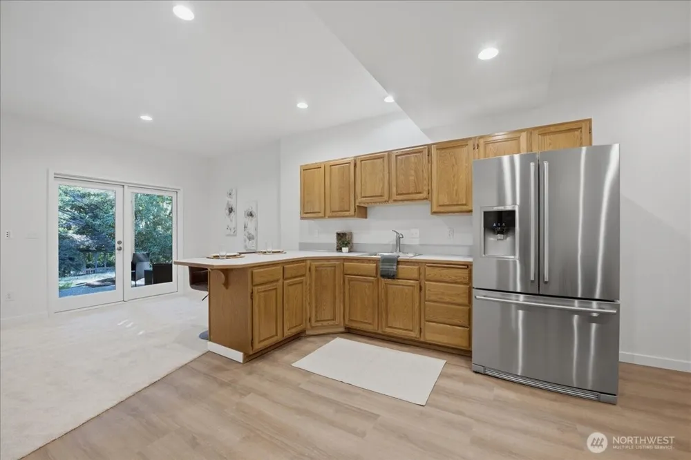 20215 41st Place NE Lake Forest Park, WA 98155