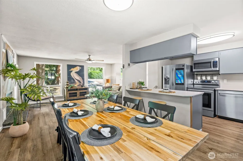 2136 NW Clinton Avenue Poulsbo, WA 98370