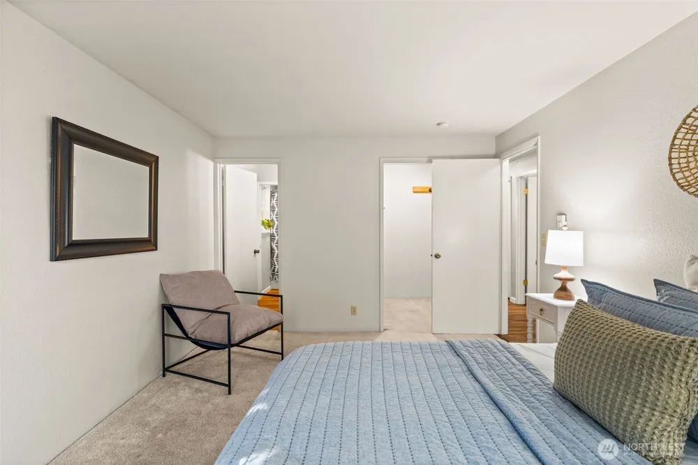 2136 NW Clinton Avenue Poulsbo, WA 98370