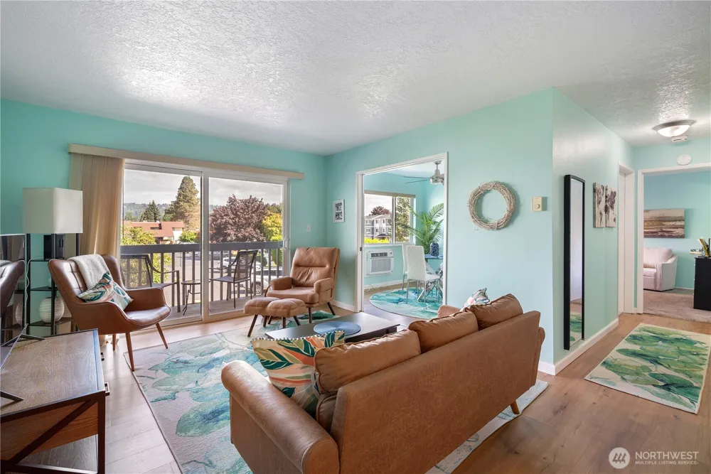 2005 Tibbetts Drive #201 Longview, WA 98632