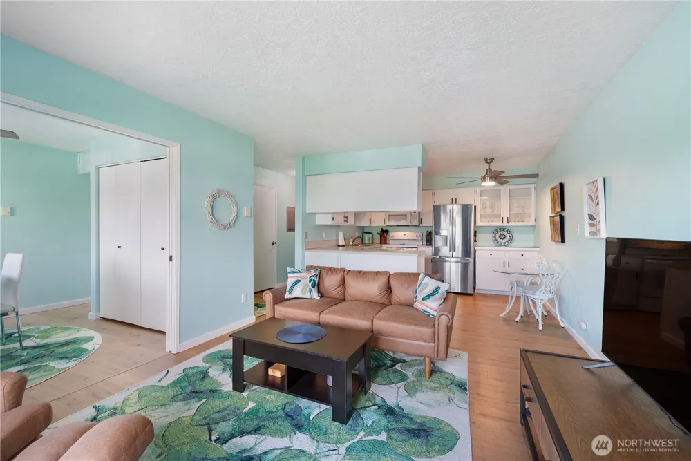 2005 Tibbetts Drive #201 Longview, WA 98632