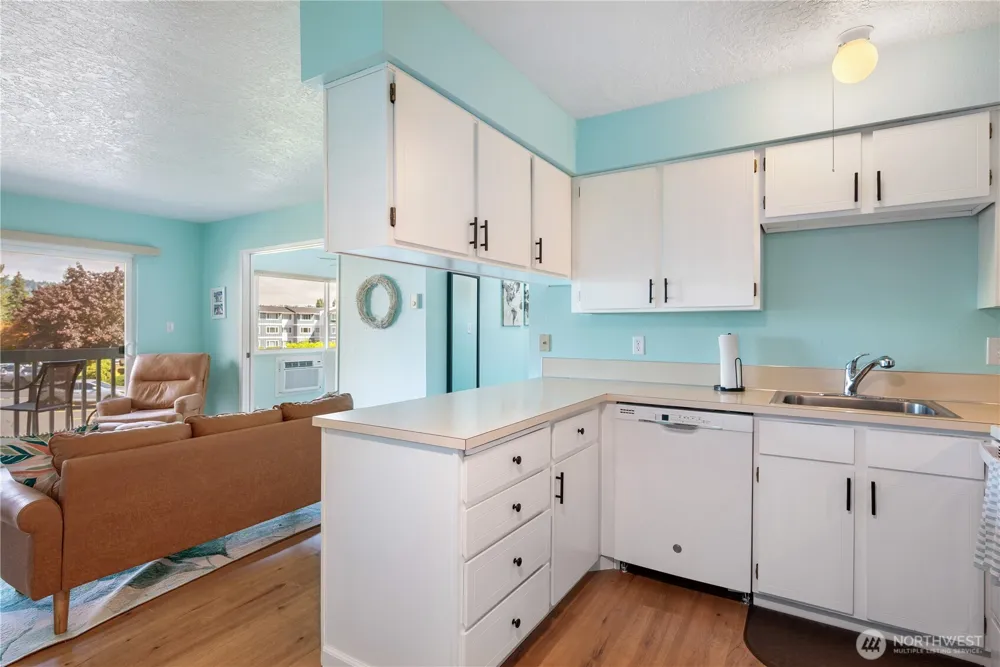 2005 Tibbetts Drive #201 Longview, WA 98632