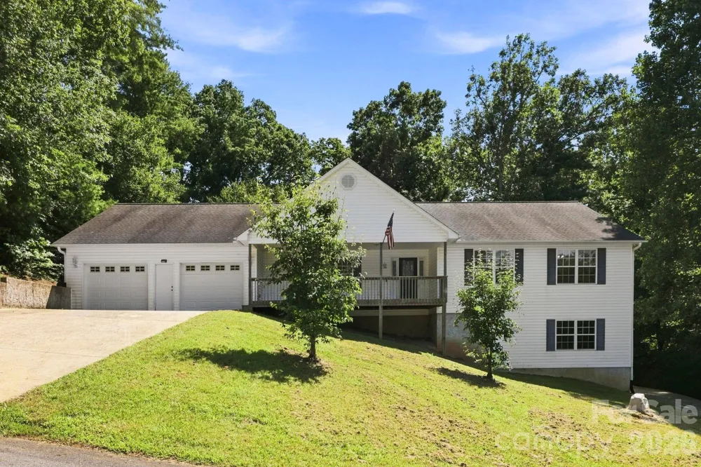 62 Chickwood Trail Weaverville, NC 28787