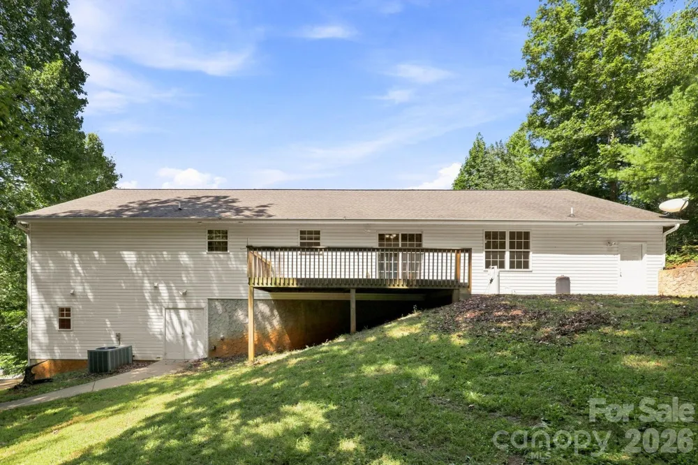 62 Chickwood Trail Weaverville, NC 28787