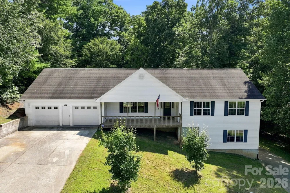 62 Chickwood Trail Weaverville, NC 28787
