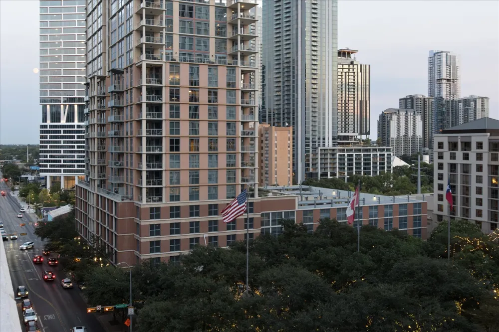 98 San Jacinto Boulevard #1305 Austin, TX 78701