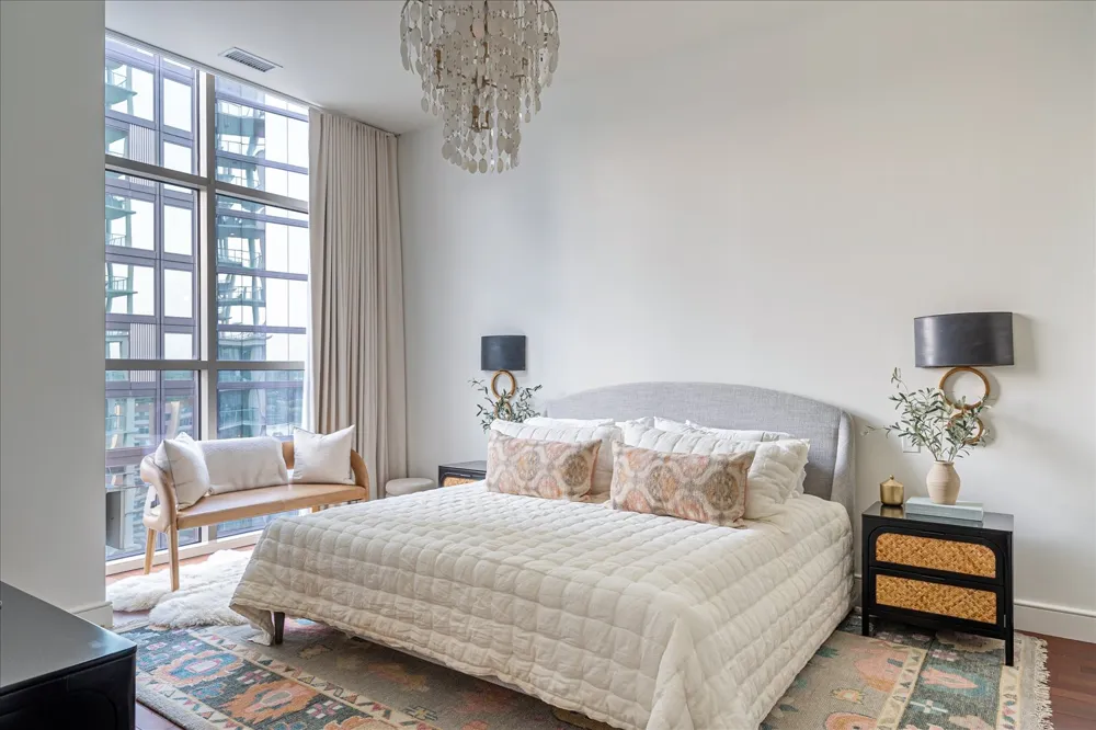98 San Jacinto Boulevard #1305 Austin, TX 78701