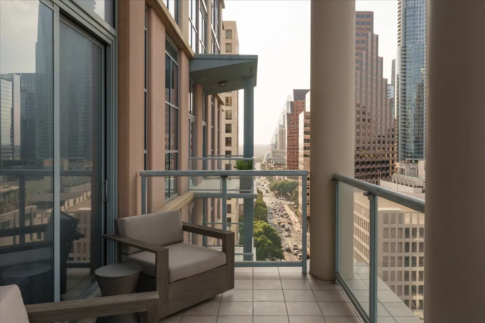 98 San Jacinto Boulevard #1305 Austin, TX 78701