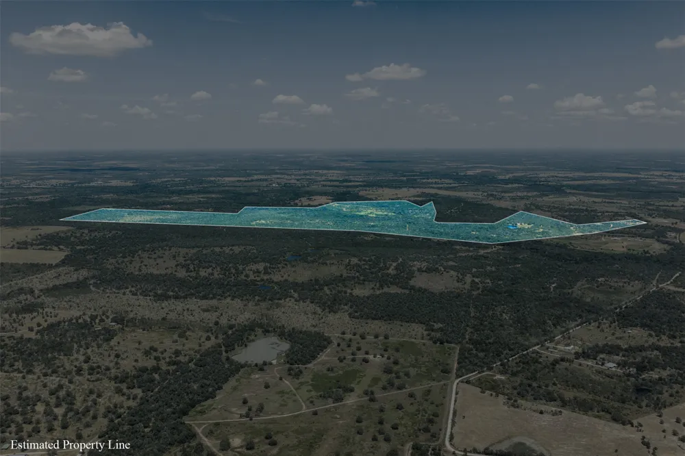 4242 FM 1680 Waelder, TX 78959