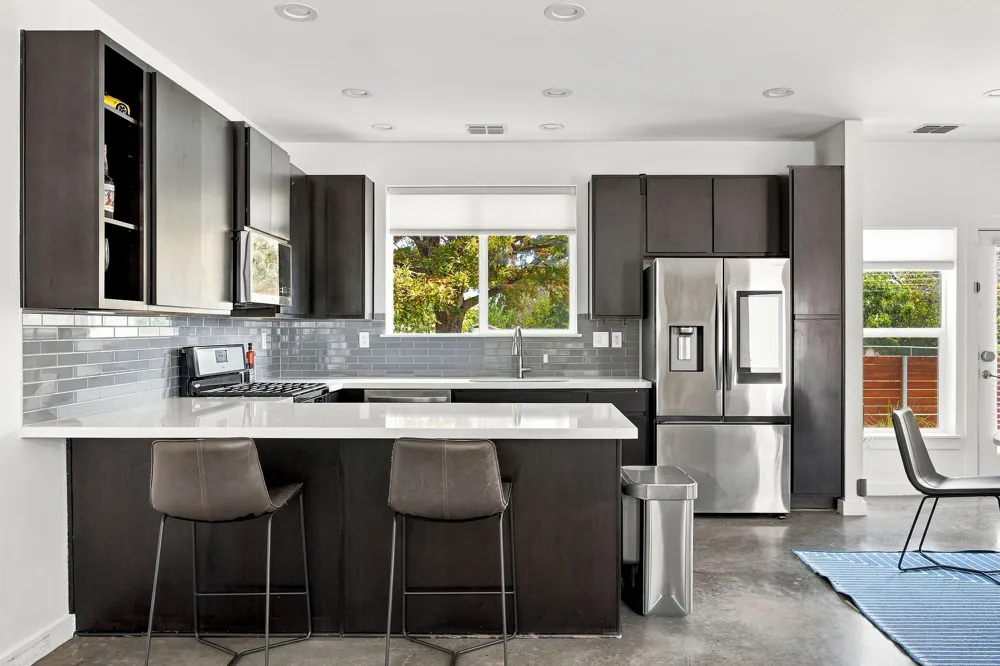 301 W Stassney Lane #5 Austin, TX 78745